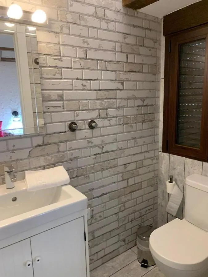 Vivienda Con Fines Turisticos Lagarto De Jaen 2B Apartment
